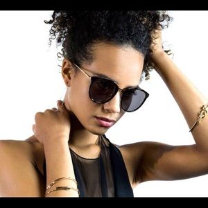 Covry Maia Sunglasses - Black